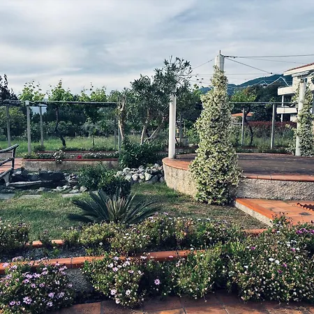 Casa Demetra * Марина-ди-Фускальдо